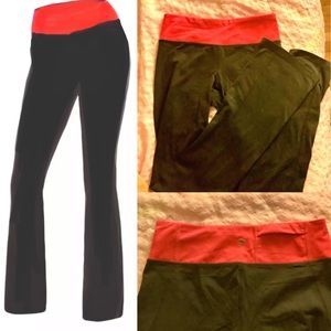 GapFit gFast Slim Straight Leggings 
Dark Grey Xs